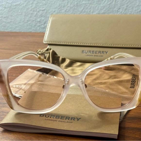 Burberry Meryl, Light pink - Picture 2 of 4